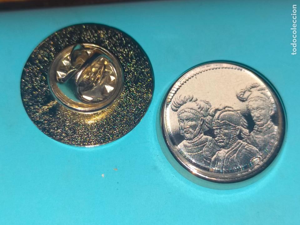 Pins de colecci&oacute;n: PIN REDONDO imagen de moneda conmemorativa descubrimiento Am&eacute;rica Crist&oacute;bal Col&oacute;n quinto centenario