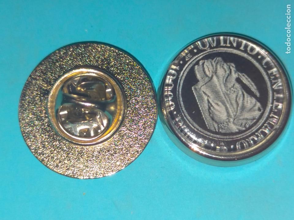 Pins de colecci&oacute;n: PIN REDONDO imagen de moneda conmemorativa descubrimiento Am&eacute;rica Crist&oacute;bal Col&oacute;n quinto centenario