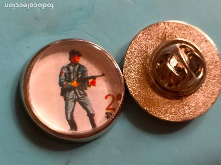 Pin's de collection: pin redondo metal - MILITAR SOLDADO GUERRA MAQUETAS SOLDADOS DE PLOMO FIGURAS PERSONAJES AIRFIX