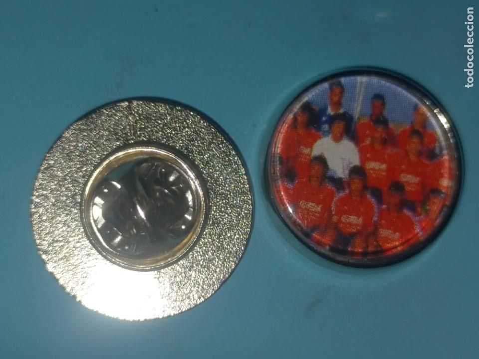 Pins de cole&ccedil;&atilde;o: PIN REDONDO METAL - ESCUDO FUTBOL ATLETICO CLUB OSASUNA