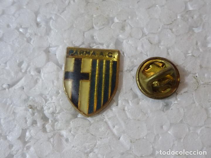Sammlung von Pins: PIN DE DEPORTES. PARMA CALCIO ITALIA. ESCUDO EQUIPO