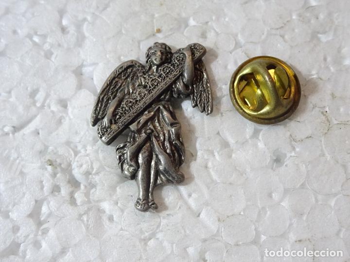 Collection pins: PIN RELIGIOSO SEMANA SANTA. &Aacute;NGEL ARC&Aacute;NGEL