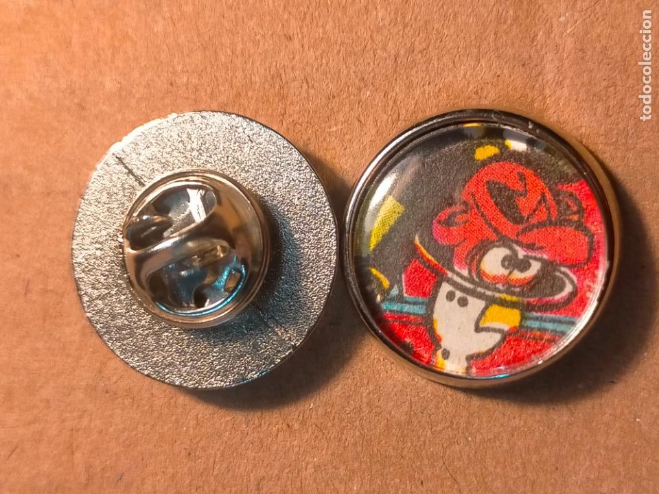 Collection pins: PIN REDONDO METAL - c&oacute;mic Mortadelo y Filem&oacute;n tebeos