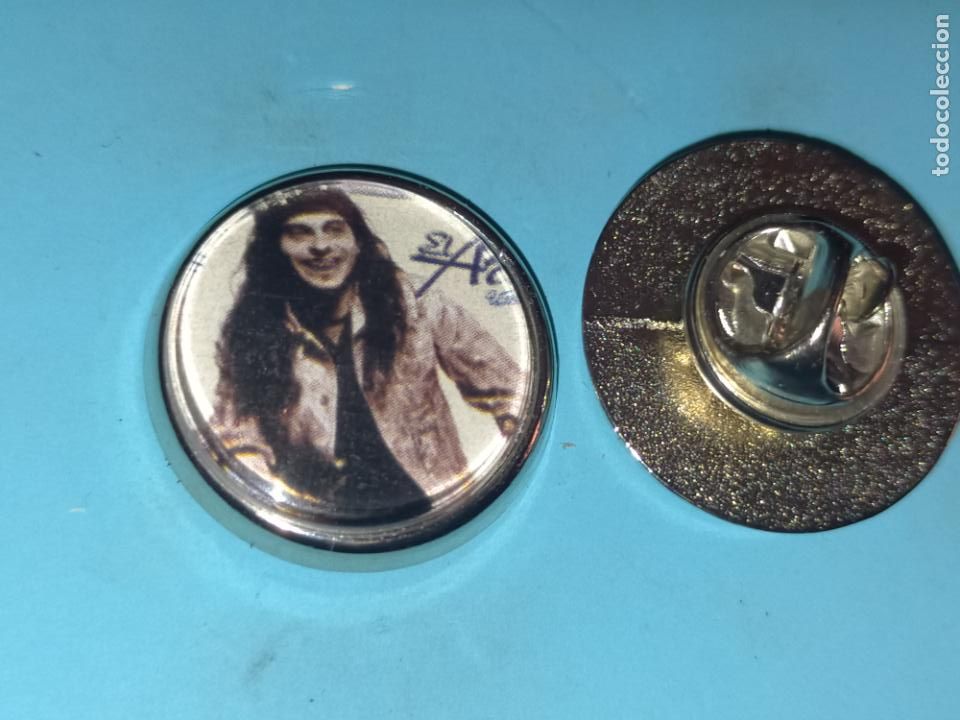 Pin's de collection: pin redondo metal - musica cantante grupo - el arrebato