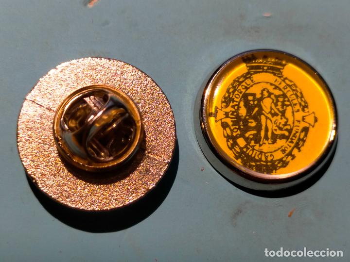 Pins de colecci&oacute;n: pin redondo metal - musica cantante grupo - CARNAVAL DE CADIZ