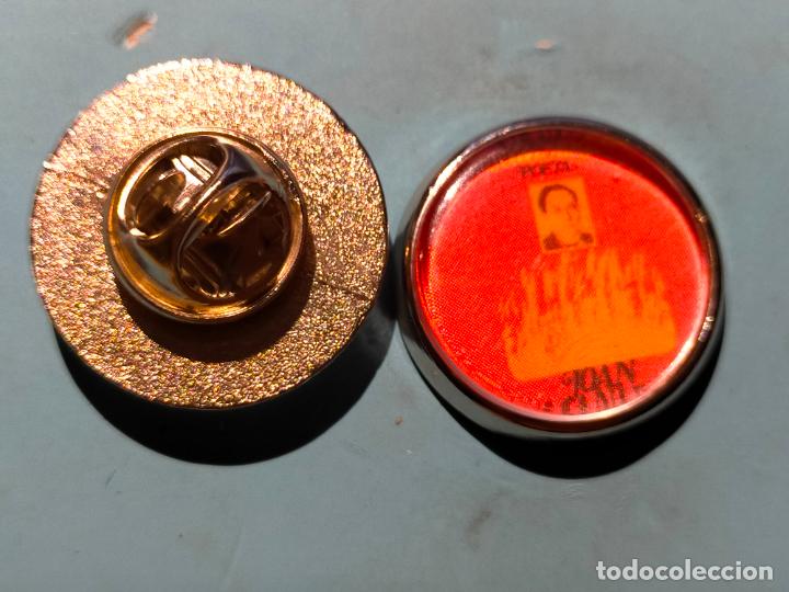 Pins de colecci&oacute;n: pin redondo metal - musica cantante grupo - JOAN MANUEL SERRAT