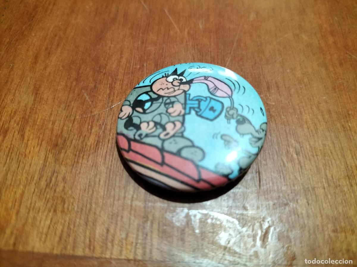 Pin's de collection: GATO, RAT&Oacute;N. IBA&Ntilde;EZ. COMIC CHAPA. PIN. 0,31 MM. DETR&Aacute;S MET&Aacute;LICA. SIN USO. DIFICIL