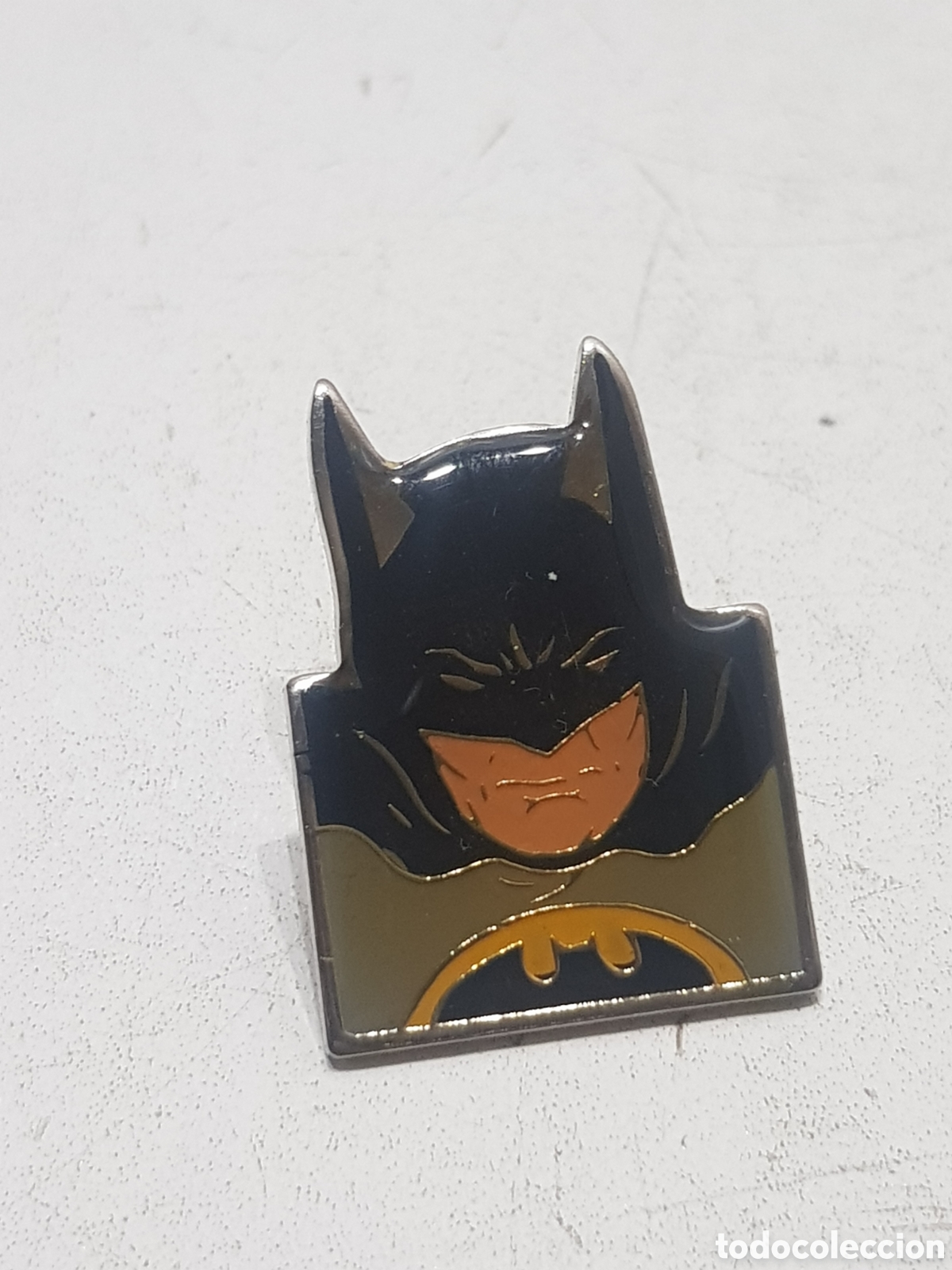 pin batman - Buy Antique and collectible pins on todocoleccion