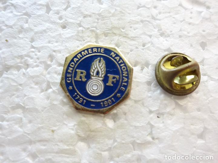 Sammlung von Pins: PIN POLICIAL MILITAR. GENDARMER&Iacute;A EJ&Eacute;RCITO DE FRANCIA.