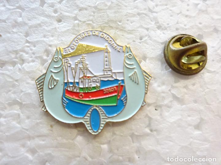 Pins de colecci&oacute;n: PIN DE TURISMO. BARCO BARCA PESCA ST GEORGES DE DIDONNE FRANCIA
