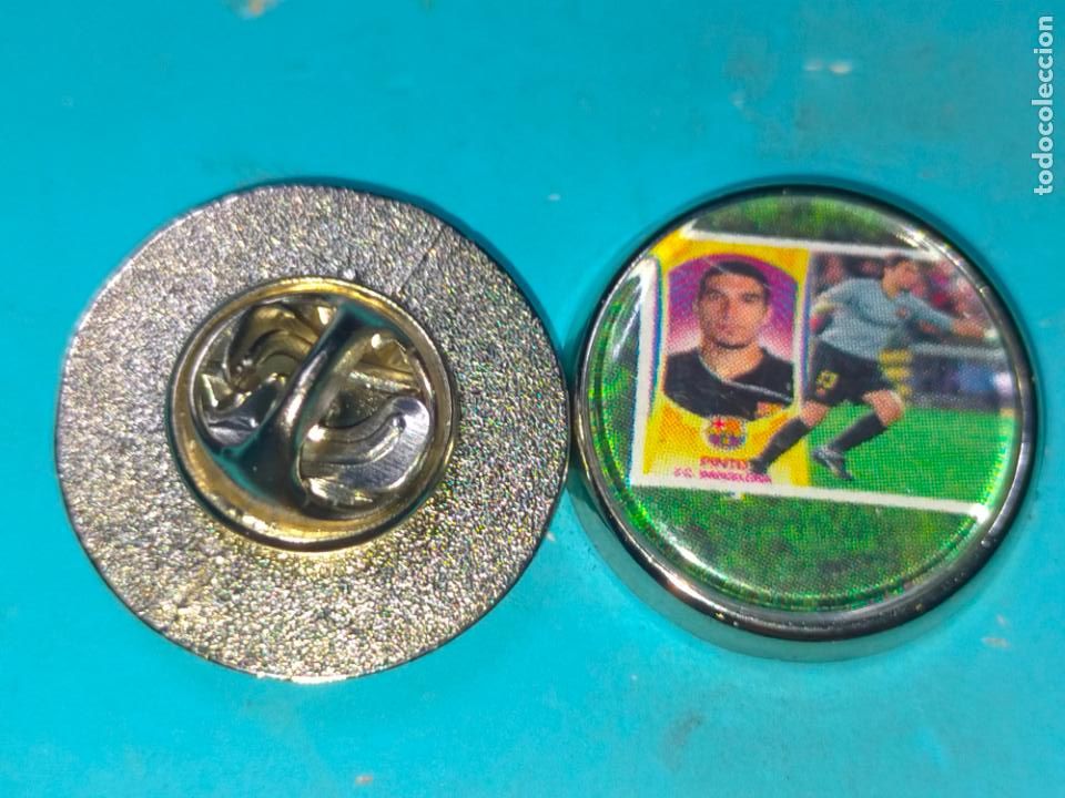 Collection pins: PIN REDONDO METAL - FUTBOL club jugador equipo de la liga 2009 2010 09 10 el de la foto