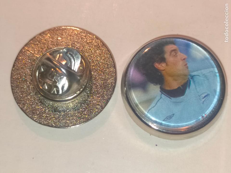 Collection pins: PIN REDONDO METAL - FUTBOL CLUB DEPORTIVO ALAV&Eacute;S JUGADOR PLANTILLA EQUIPO