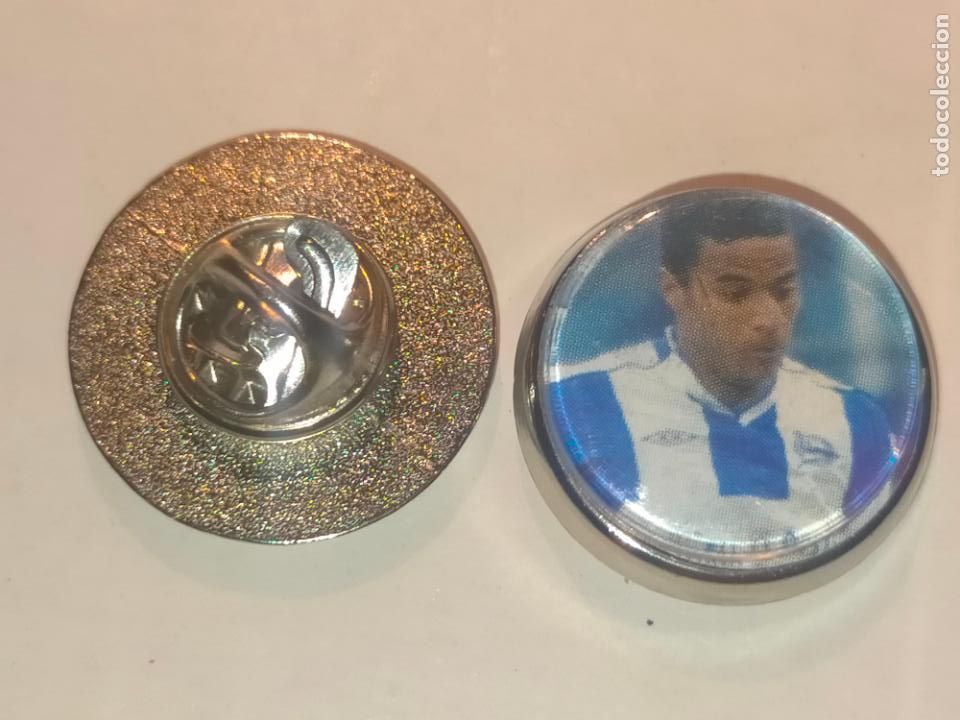 Pin's de collection: PIN REDONDO METAL - FUTBOL CLUB DEPORTIVO ALAV&Eacute;S JUGADOR PLANTILLA EQUIPO