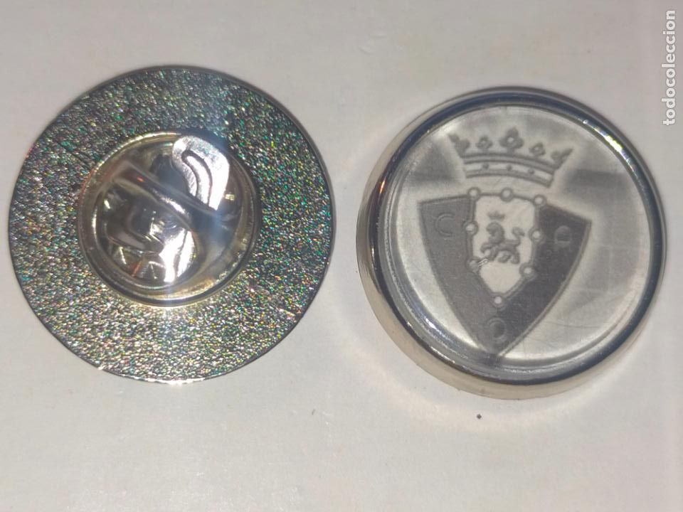 Collection pins: PIN REDONDO METAL - FUTBOL CLUB OSASUNA ESCUDO