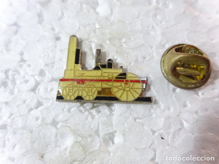 Sammlung von Pins: PIN DE TRENES FERROCARRILES. MUY ANTIGUA LOCOMOTRA VAPOR
