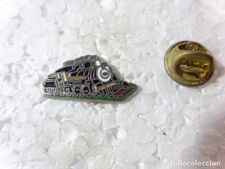 Sammlung von Pins: PIN DE TRENES FERROCARRILES. ANTIGUA LOCOMOTRA VAPOR.