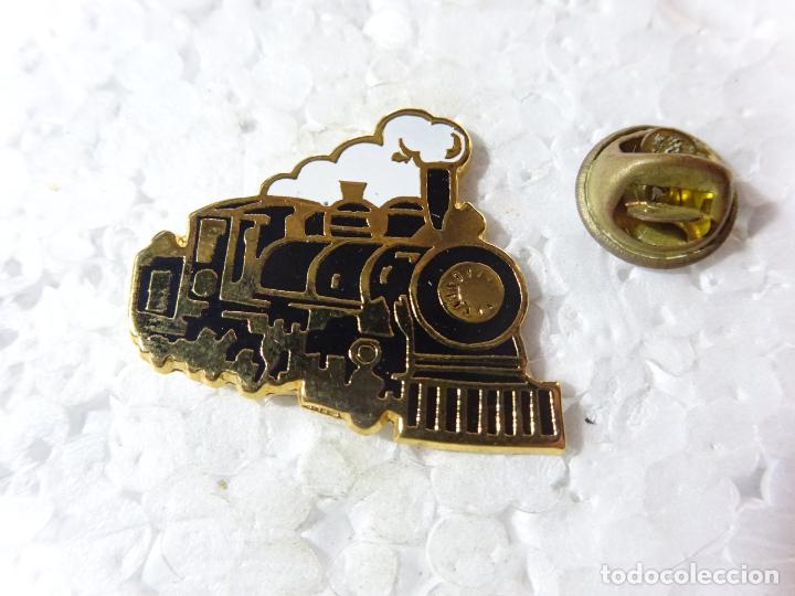 Pin's de collection: PIN DE TRENES FERROCARRILES. LOCOMOTORA VAPOR ANTIGUA