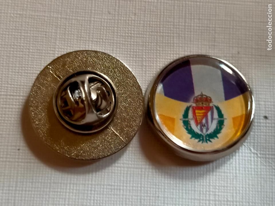 Collection pins: PIN REDONDO METAL - FUTBOL EQUIPO ESCUDO DEL REAL VALLADOLID CLUB DE FUTBOL