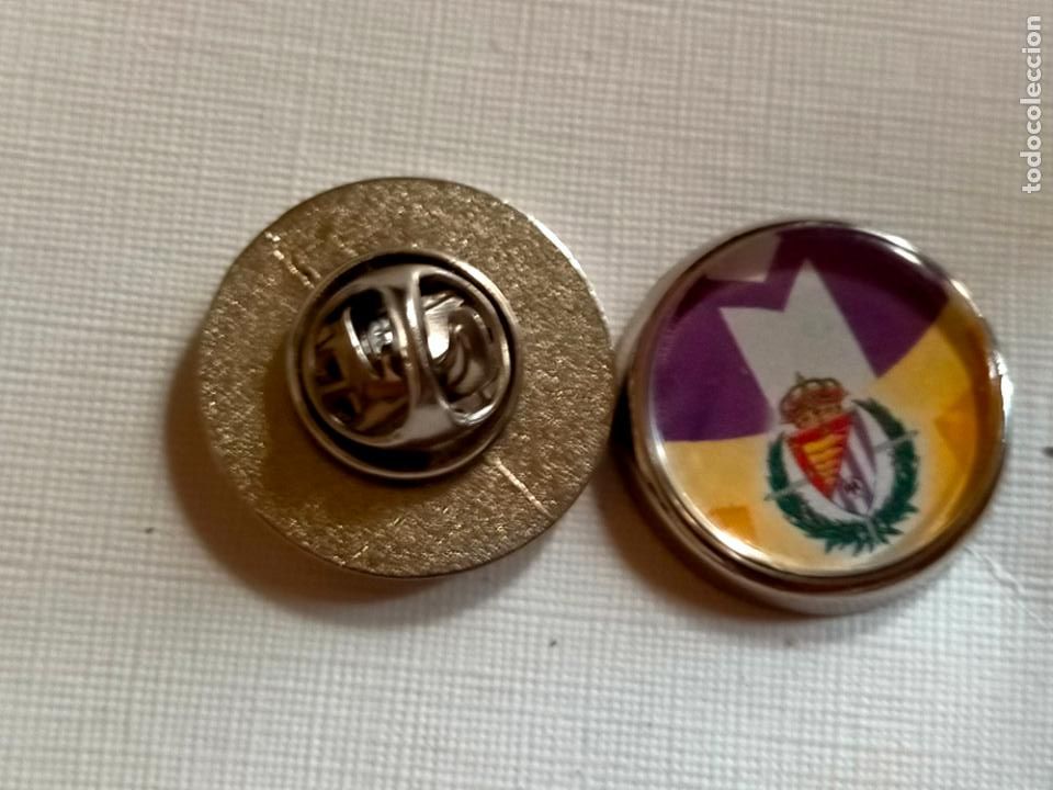 Pins de colecci&oacute;n: PIN REDONDO METAL - FUTBOL EQUIPO ESCUDO DEL REAL VALLADOLID CLUB DE FUTBOL