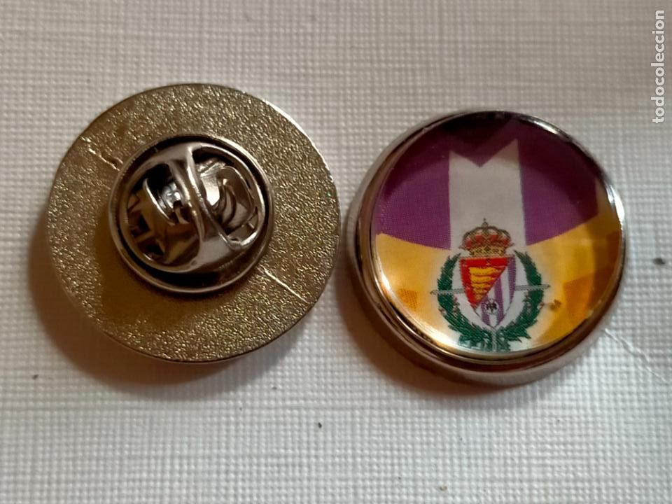Pins de colecci&oacute;n: PIN REDONDO METAL - FUTBOL EQUIPO ESCUDO DEL REAL VALLADOLID CLUB DE FUTBOL
