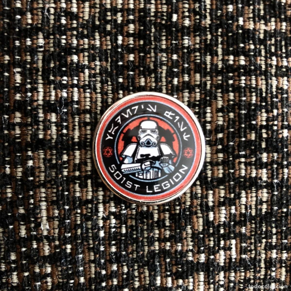 Collection pins: PIN METAL Y RESINA EN MEDIDA 2.5 CENT&Iacute;METROS , NUEVO , STORMTROOPER STAR WARS GUERRA DE LAS GALAXIAS