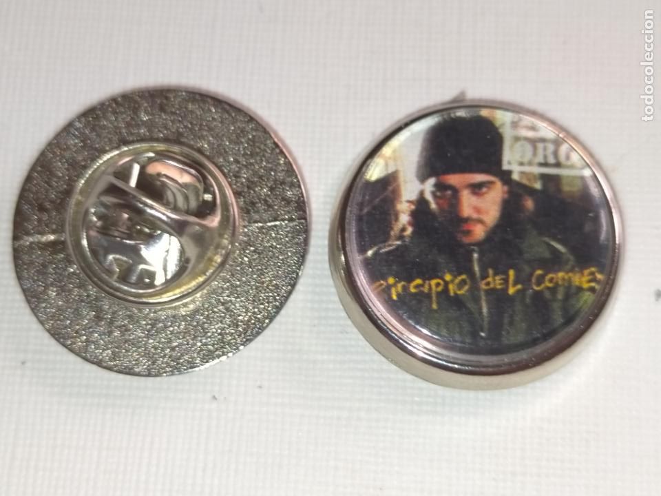 Collection pins: pin redondo metal - musica cantante grupo - Antonio Orozco