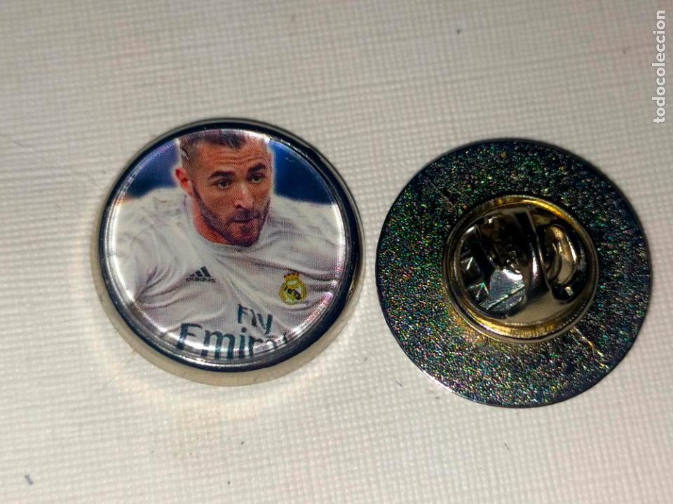 Pins de colecci&oacute;n: PIN REDONDO METAL - FUTBOL EQUIPO COMPONENTE O JUGADOR DEL CLUB - real madrid