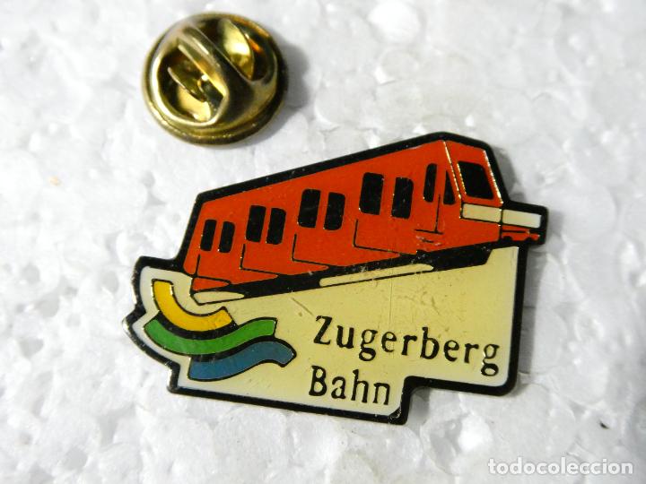 Pins e Spille di collezione: PIN DE TRENES FERROCARRILES. SUIZA. TREN CREMALLERA ALTA MONTA&Ntilde;A ZUGERBERG BAHN
