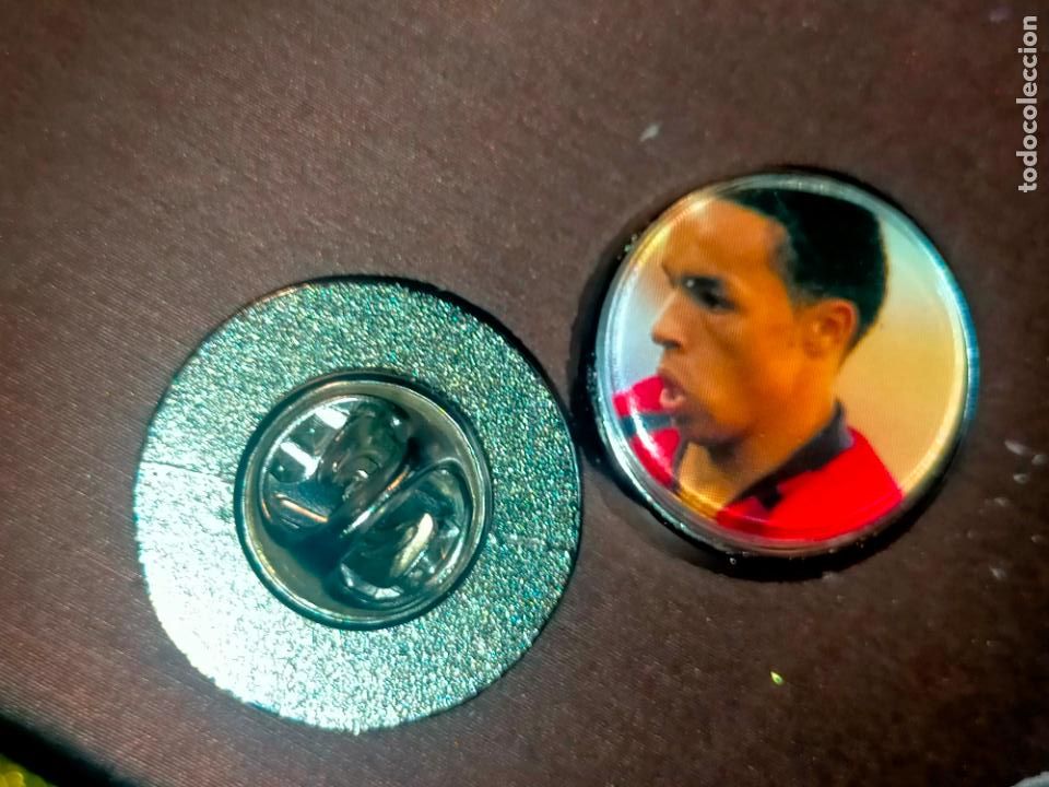 Sammlung von Pins: pin redondo metal - f&uacute;tbol equipo club Osasuna