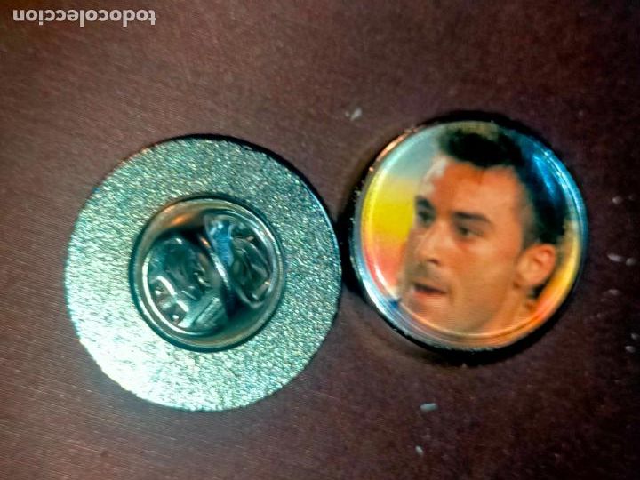 Pins e Spille di collezione: pin redondo metal - f&uacute;tbol equipo club Osasuna