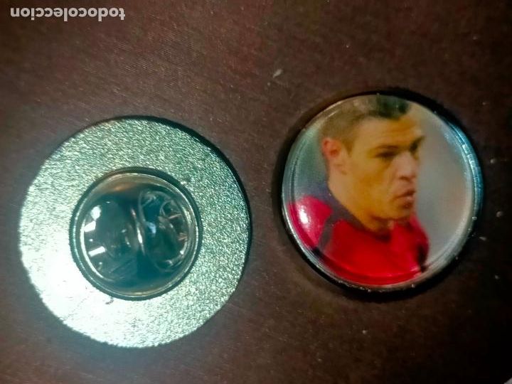 Pins e Spille di collezione: pin redondo metal - f&uacute;tbol equipo club Osasuna