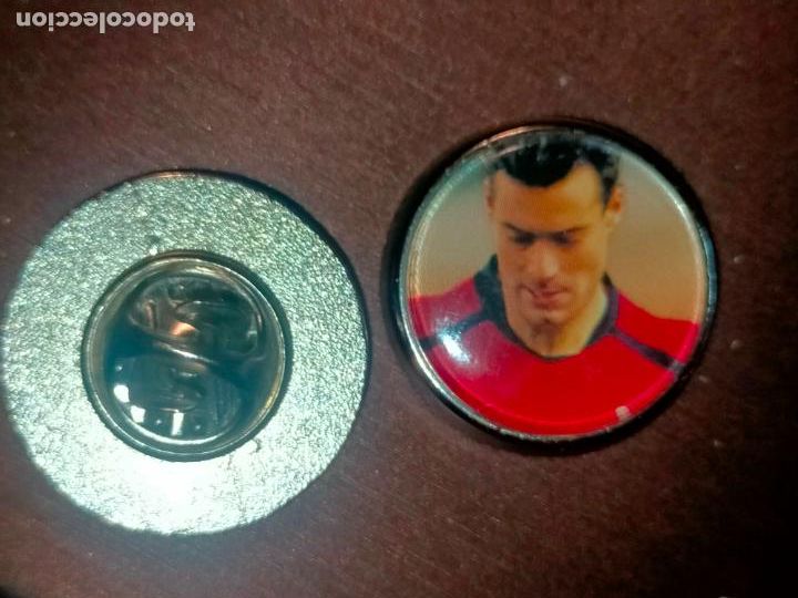 Pins e Spille di collezione: pin redondo metal - f&uacute;tbol equipo club Osasuna