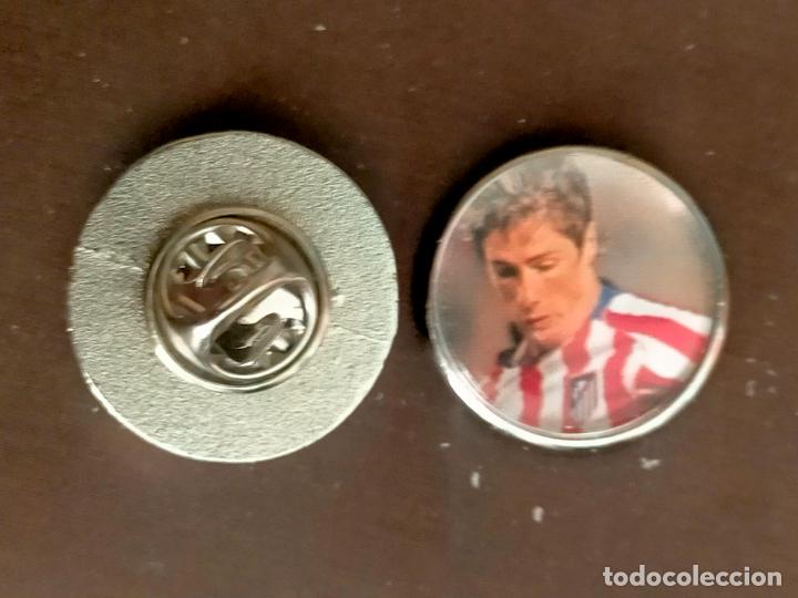 Pins de cole&ccedil;&atilde;o: pin redondo metal - f&uacute;tbol equipo club ATLETICO DE MADRID