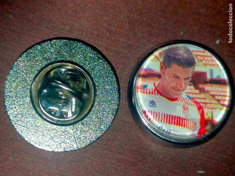 Pins e Spille di collezione: pin redondo metal - f&uacute;tbol equipo club Granada club de futbol