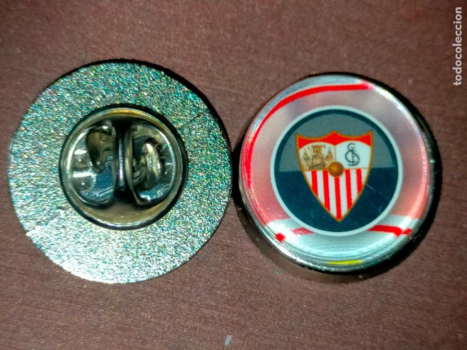 Collection pins: pin redondo metal - f&uacute;tbol equipo club real Sevilla f&uacute;tbol club