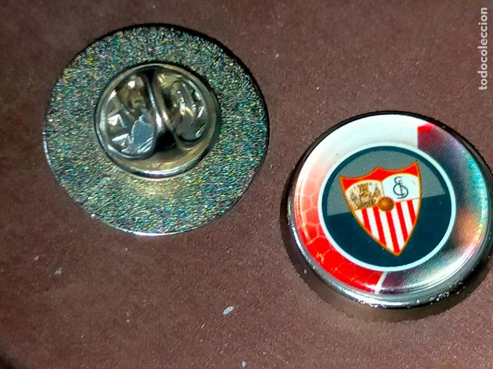 Collection pins: pin redondo metal - f&uacute;tbol equipo club real Sevilla f&uacute;tbol club