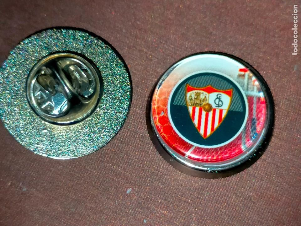 Collection pins: pin redondo metal - f&uacute;tbol equipo club real Sevilla f&uacute;tbol club