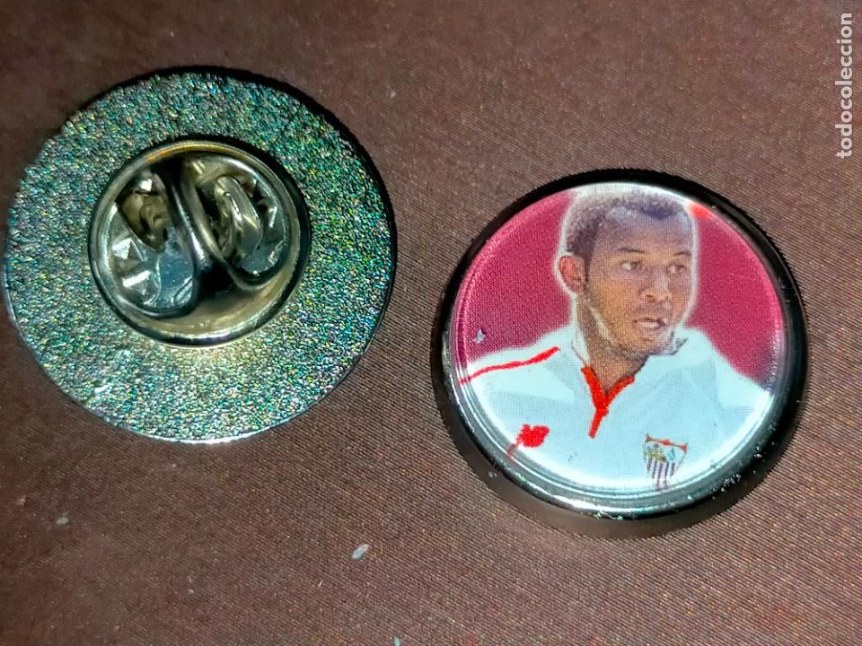 Collection pins: pin redondo metal - f&uacute;tbol equipo club real Sevilla f&uacute;tbol club