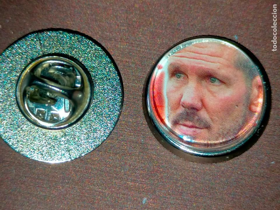 Collection pins: pin redondo metal - f&uacute;tbol equipo club Atl&eacute;tico de Madrid