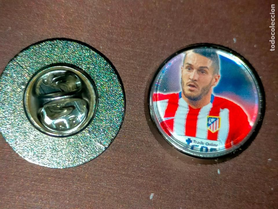 Pins de cole&ccedil;&atilde;o: pin redondo metal - f&uacute;tbol equipo club Atl&eacute;tico de Madrid