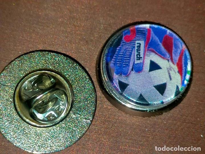 Pins de colecci&oacute;n: pin redondo metal - f&uacute;tbol liga jugadores