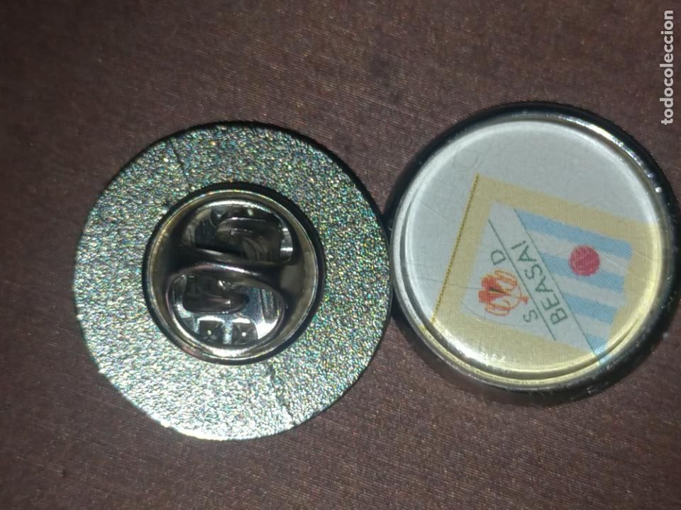 Pins de colecci&oacute;n: pin redondo metal - f&uacute;tbol club liga equipo beasain