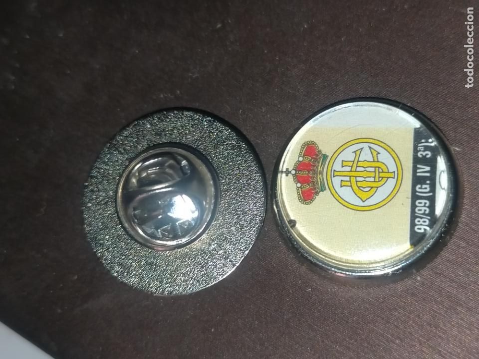 Pins de colecci&oacute;n: pin redondo metal - f&uacute;tbol club liga equipo real Uni&oacute;n