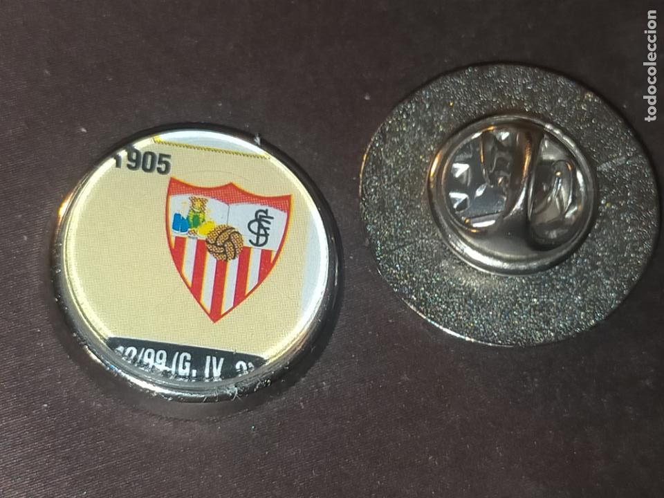 Pins de colecci&oacute;n: pin redondo metal - f&uacute;tbol club liga equipo Sevilla b