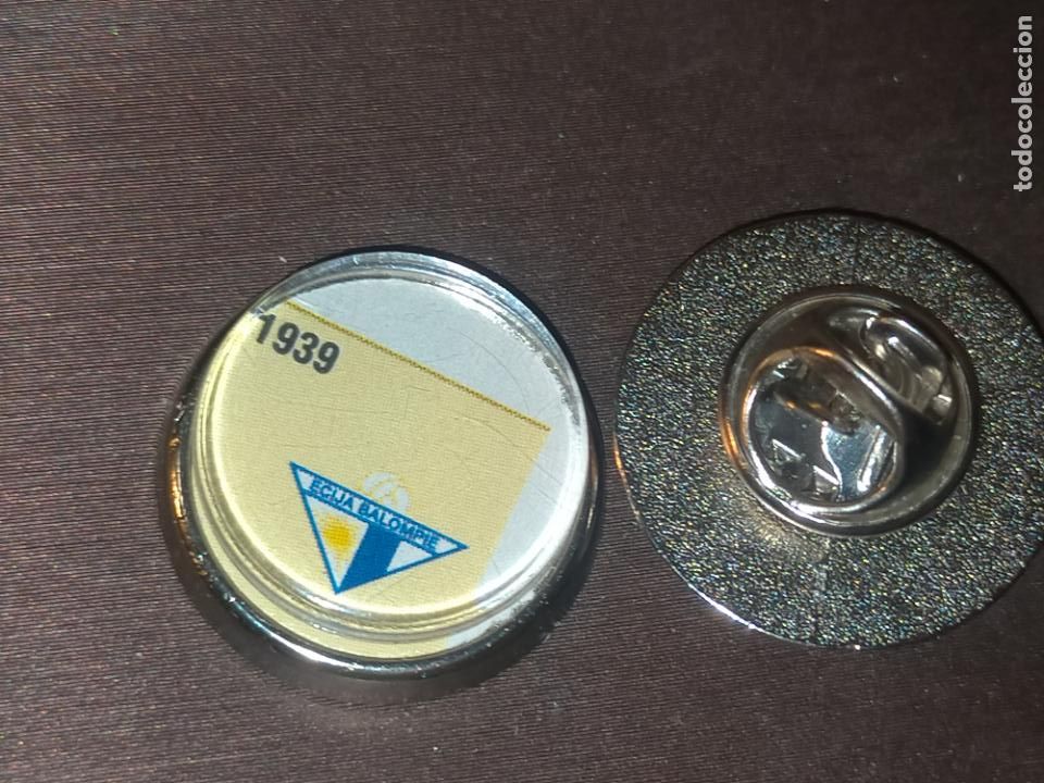 Pins de colecci&oacute;n: pin redondo metal - f&uacute;tbol club liga equipo ecija balompi&eacute; Sevilla