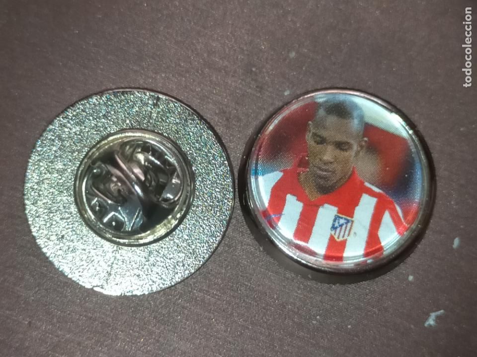 Sammlung von Pins: PIN REDONDO METAL - FUTBOL equipo club jugador f&uacute;tbol club osasuna