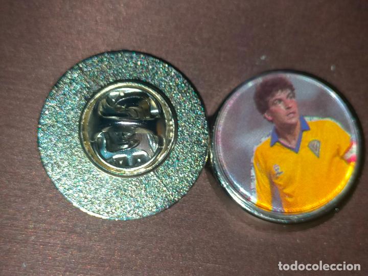 Sammlung von Pins: PIN REDONDO METAL - FUTBOL EQUIPO COMPONENTE O JUGADOR DEL CADIZ CLUB DE FUTBOL