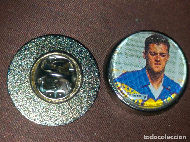 Pin's de collection: PIN REDONDO METAL - FUTBOL EQUIPO COMPONENTE O JUGADOR DEL CADIZ CLUB DE FUTBOL