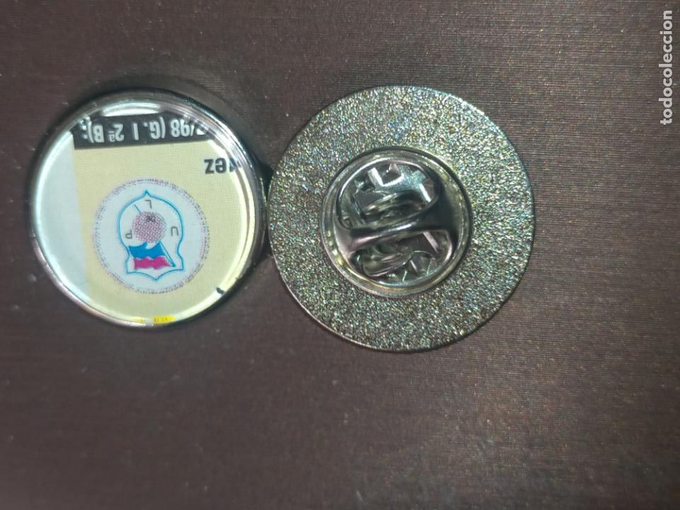 Collection pins: PIN REDONDO METAL - FUTBOL CLUB escudo EQUIPO - Langreo Asturias