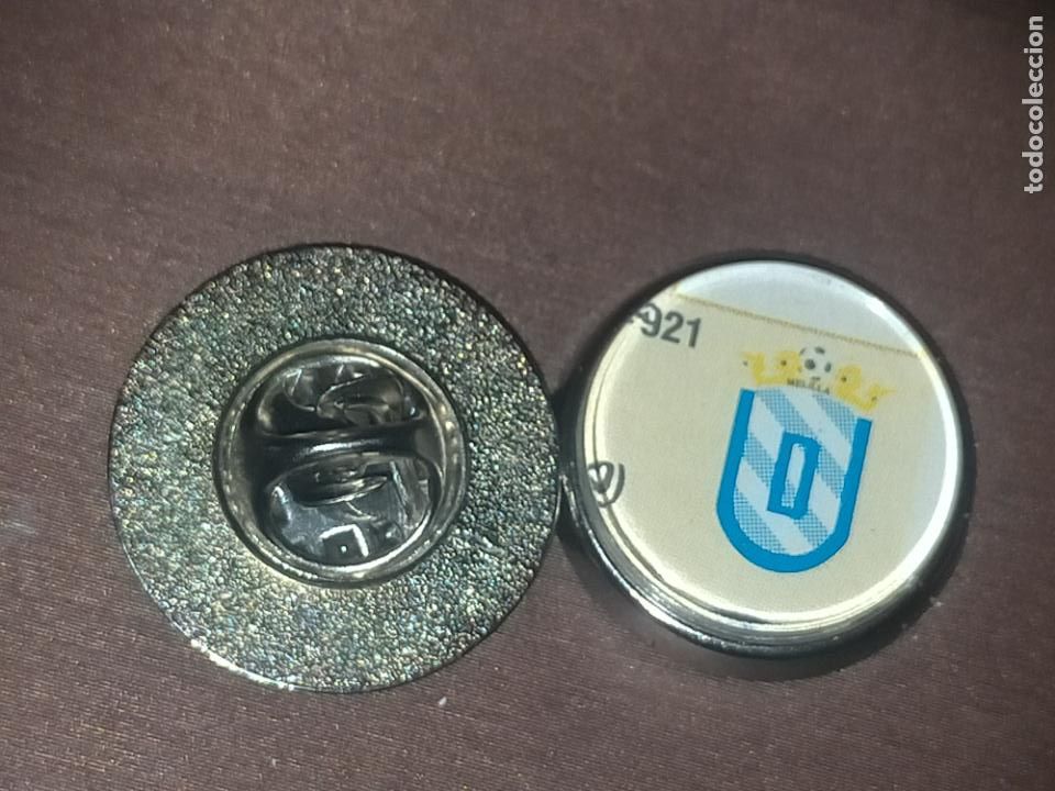 Collection pins: PIN REDONDO METAL - FUTBOL CLUB escudo EQUIPO - Melilla
